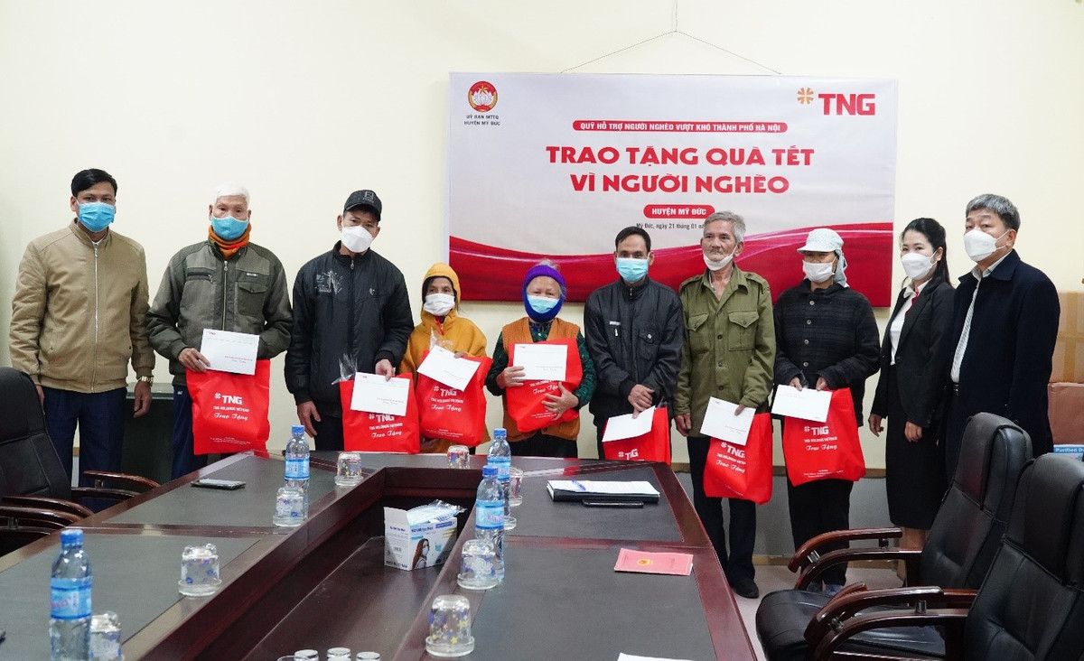 TNG Holdings Vietnam dành gần 1,5 tỷ đồng mang Tết về với hộ nghèo - Hình 2 TNG Holdings Vietnam danh gan 1,5 ty dong mang Tet ve voi ho ngheo-Hinh-2