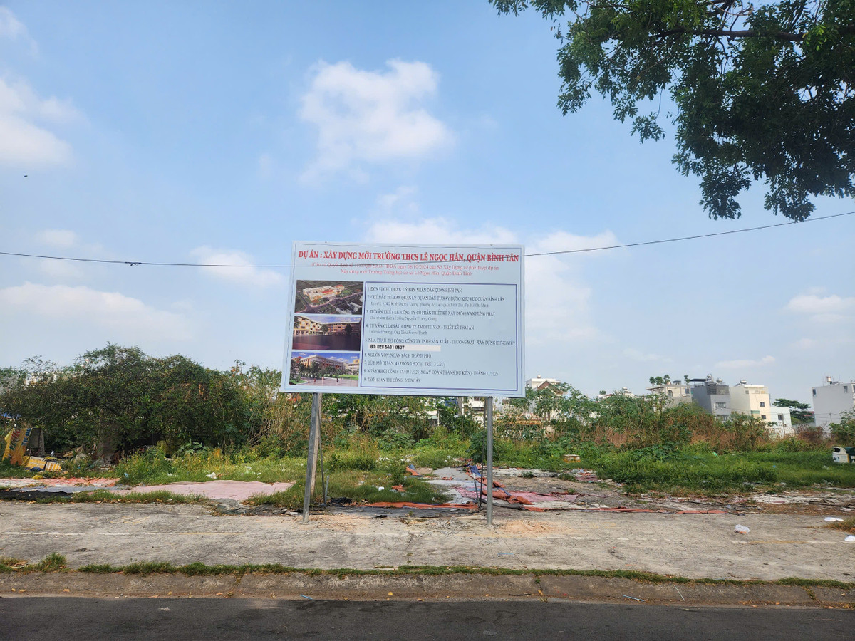 TP HCM: Nhà thầu nào xây trường THCS Lê Ngọc Hân - quận Bình Tân? TP HCM: Nha thau nao xay truong THCS Le Ngoc Han - quan Binh Tan?