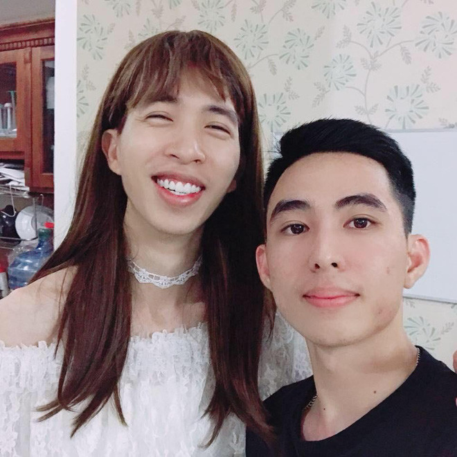 2. Thành viên của hội Tứ hoàng streamer Việt, ViruSs vẫn luôn biết cách chiều lòng fan.