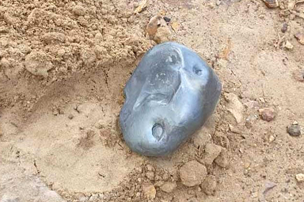 Khoảng 6h15 sáng hôm 19/6/2020, Vật thể giống thiên thạch rơi xuống thị trấn Sanchore, bang Rajasthan Ấn Độ.