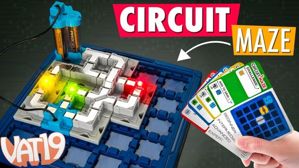 Circuit Maze Board Game: Circuit Maze Board Game là bộ đồ chơi công nghệ thông minh bao gồm các câu đố với nhiều cấp độ khác nhau về cách thức hoạt động của các mạch và điện.