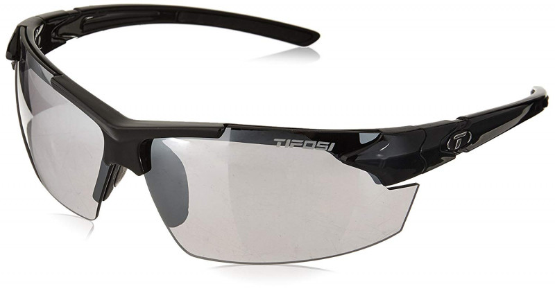 9. Tifosi Jet Wrap: là một thương hiệu kính râm hướng đến sự thoải mái, độ bền và sử dụng cho các hoạt động thể thao. Tifosi Jet Wrap được làm từ một vật liệu nilon chuyên dụng có tên là Grilamid TR-90, đảm bảo độ bền tối đa cùng yếu tố nhẹ, bền bỉ, mang lại sự thoải mái lâu dài.