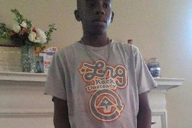 Tháng 9 năm 2016, cậu bé Aundreis Bass (11 tuổi) cũng tử vong do làm theo video dạy treo cổ trên youtube.