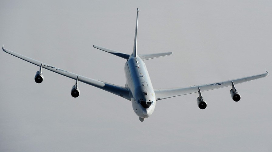 Việc chiếc E-8C của Mỹ xuất hiện gần Trung Quốc không khỏi khiến Bắc Kinh lo lắng. Giới quan sát lo ngại căng thẳng giữa hai cường quốc tiếp tục leo thang do những bất đồng quan điểm trên nhiều lĩnh vực trong suốt thời gian vừa qua.