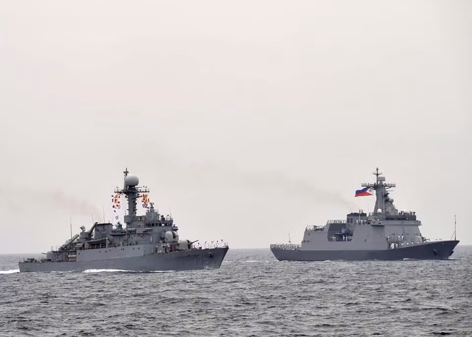 Việc đưa vào biên chế 2 khinh hạm mới mua từ Hàn Quốc sẽ gia tăng đáng kể sức mạnh của hải quân Philippines, là mẫu tàu chiến hiện đại nhất của nước này và cũng là mẫu tàu đầu tiên của hải quân nước này có thể mang theo tên lửa chống hạm. Tuy nhiên qua các hợp đồng mua vũ khí rất khó hiểu của Philippines thì người ta lại đang đặt một dấu hỏi rất lớn về các chiến hạm này, liệu nó có lại biến thành một tàu pháo 3.000 tấn nữa hay không?