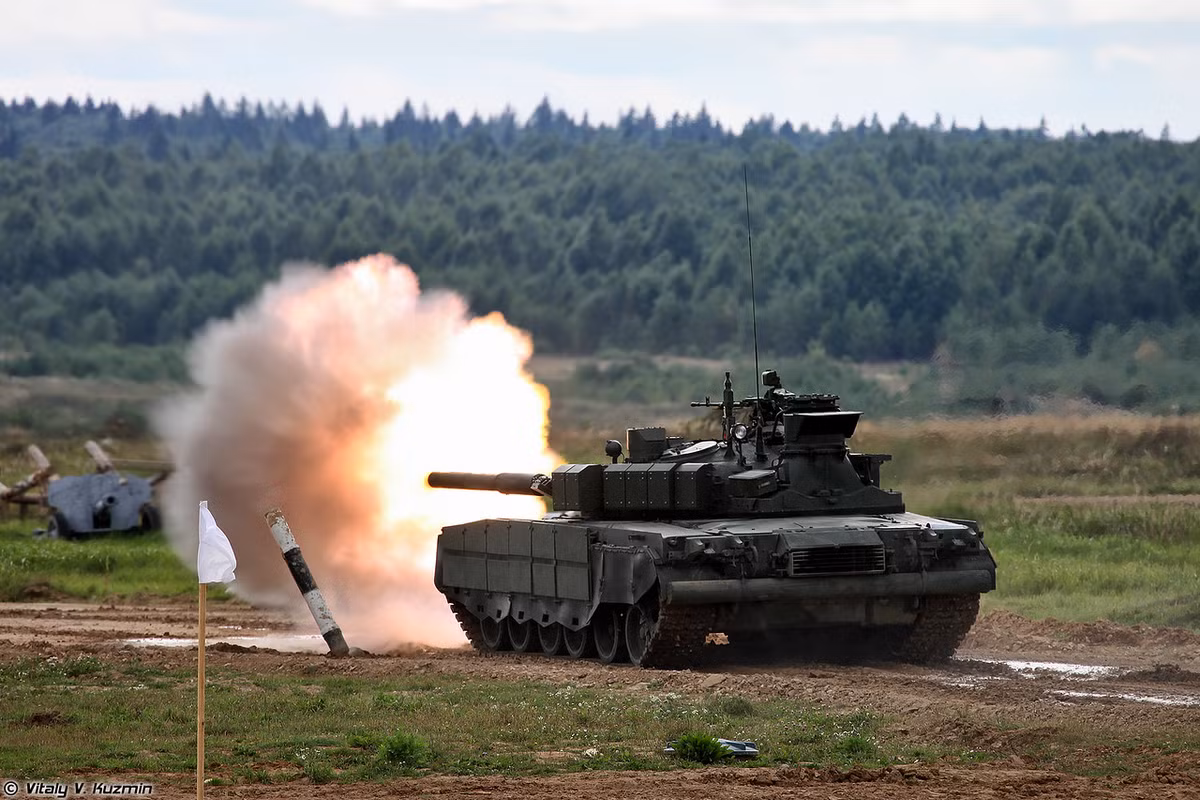 Về giá cả, xe tăng của Nga hấp dẫn hơn so với các loại xe tăng của châu Âu và Mỹ. Ảnh: Vitaly-Kuzmin