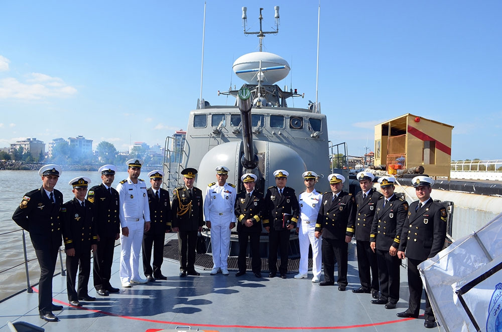 Xét về năng lực hải quân, Armenia không có hải quân, nhưng lực lượng này cũng không đóng góp vai trò nào trong một cuộc xung đột có thể xảy ra giữa hai nước. Hiện hải quân Azerbaijan có 4 tàu ngầm, 1 khinh hạm và 12 tàu tuần tra. Ảnh: Tàu tuần tra của Hải quân Azerbaijan - Nguồn: Wikipedia.