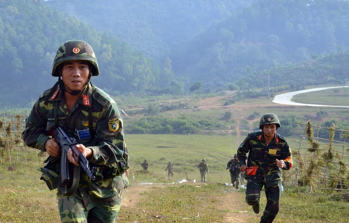 Bộ đội chủ lực là thành phần nòng cốt của Quân đội nhân dân Việt Nam gồm lực lượng cơ động của các quân đoàn, quân chủng, binh chủng, bộ đội chủ lực của quân khu và bộ đội chuyên môn kỹ thuật.