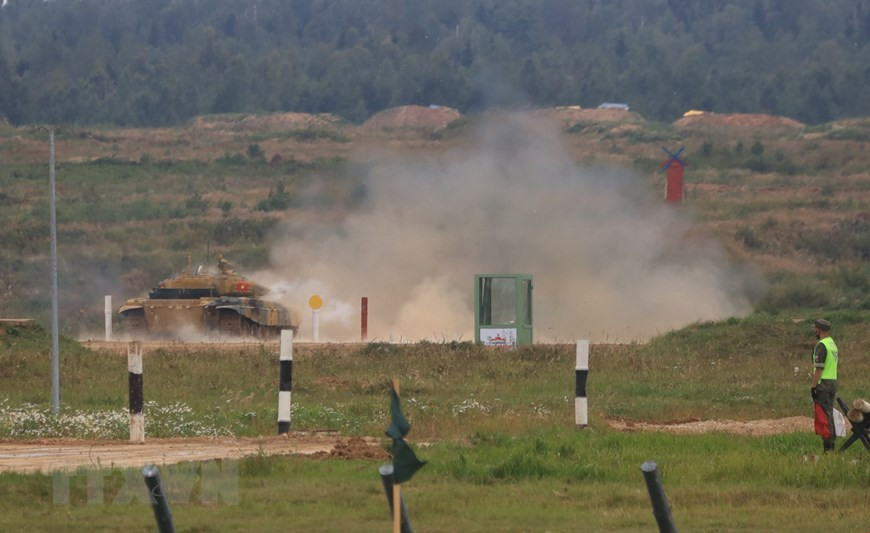 Theo ông Peryazev, Nam Ossetia đã bắn trúng toàn bộ các mục tiêu là xe tăng, nhưng khi bắn súng máy phòng không và súng máy đồng trục lại trượt. Họ lập tức phải chạy các vòng phạt. Trong khi Việt Nam không bắn trúng một mục tiêu số 12 (mô phỏng xe tăng) nên cũng phải chạy vòng phạt, cộng thêm vòng phạt bổ sung. Đây chính là lý do chính mà Việt Nam bị phạt cộng thêm 4 phút sau khi ban trọng tài mổ băng.