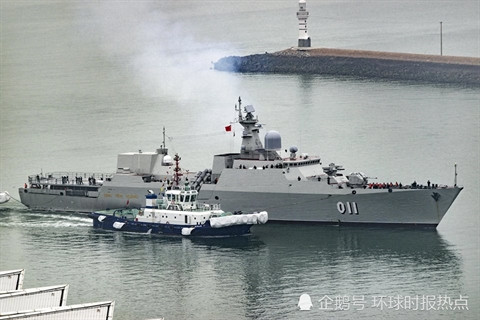 Có thể thấy rằng các tàu Gepard 3.9 có năng lực tác chiến khá toàn diện, gồm cả phòng không tầm gần, chống hạm cũng như chống ngầm. Tuy nhiên các tàu này lại có giá thành khá đắt đỏ, cặp Gepard 3.9 thứ hai do Việt Nam nhập khẩu từ Nga theo giá trị công bố lên tới 700 triệu USD. Ảnh: Tàu Gepard 3.9 số hiệu 011 Đinh Tiên Hoàng của Hải quân Việt Nam.