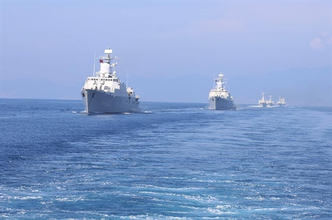 Hướng đi hiệu quả cho hạm đội tàu mặt nước Hải quân Việt Nam Huong di hieu qua cho ham doi tau mat nuoc Hai quan Viet Nam