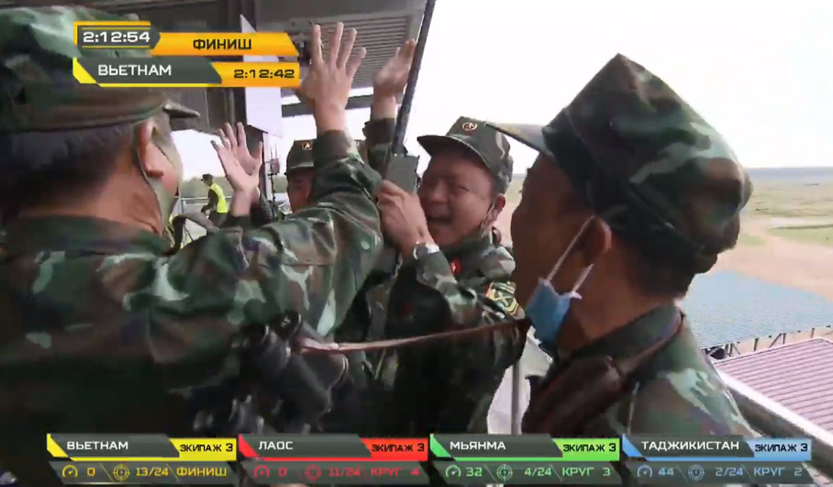 Xin chúc mừng đội tuyển xe tăng Việt Nam, chúc mừng Binh chủng Tăng – thiết giáp Việt Nam, chúc mừng Quân đội Nhân dân Việt Nam anh hùng. Các anh đã tiếp nối truyền thống hào hùng của cha anh: “Đã ra quân là đánh thắng!” Video Việt nam chiến thắng trận chung kết “Xe tăng hành tiến” tại Army Games - Nguồn: VTC14