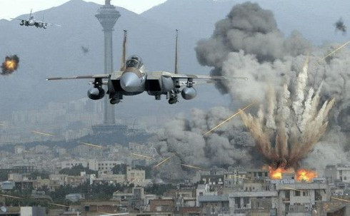 Lý giải về sức mạnh của Không quân Israel, các chuyên gia quân sự cho rằng, ngay từ khi mới thành lập, Không quân Israel đã tụ hội được nhiều phi công và nhân viên kỹ thuật giỏi của Liên Xô, cũng như của Anh từng tham gia thế chiến II; chiến thuật của Không quân Israel ban đầu là chiến thuật tiêu chuẩn của Không quân Liên Xô, có sự tiếp thu tinh hoa của của Không quân Anh và Mỹ.