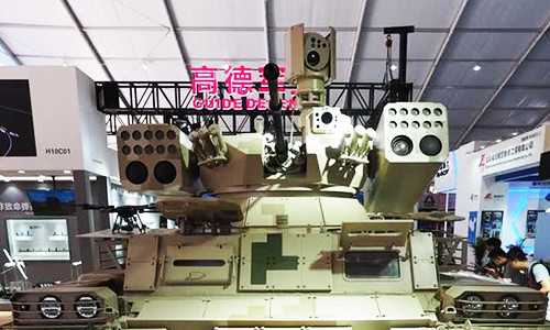 Để đảm bảo hỏa lực cho bộ binh chiến đấu, nhất là chiến đấu trong thành phố, quân đội Trung Quốc đã cải tiến xe tăng cũ thành xe chi viện hỏa lực QN-506, và gọi là xe chiến đấu yểm trợ tăng của Trung Quốc. Ảnh: Xe chi viện hỏa lực QN-506 - Nguồn: Wikipedia.