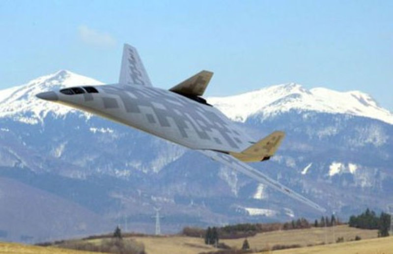 Theo các nguồn tin không chính thức, PAK-DA có tầm bay khoảng 12.000 km và có thể tiếp nhiên liệu trên không; thời gian hoạt động liên tục 30 giờ trên không.