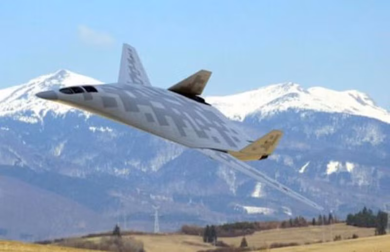 Theo các nguồn tin không chính thức, PAK-DA có tầm bay khoảng 12.000 km và có thể tiếp nhiên liệu trên không; thời gian hoạt động liên tục 30 giờ trên không.