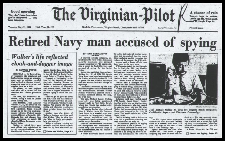 John Anthony Walker là một thủy thủ trên tàu ngầm của Hải quân Mỹ, năm 1955 Walker gia nhập Hải quân để khỏi phải đi tù sau khi bị bắt vì tội trộm cắp. Ông nhanh chóng thăng cấp và trở thành sĩ quan bảo đảm và chuyên gia truyền thông trên tàu ngầm USS Andrew Jackson, một tàu ngầm hạt nhân lớp Lafayette của Mỹ. Ảnh: Vụ án của Walker trên báo chí Mỹ - Nguồn: Alchetron