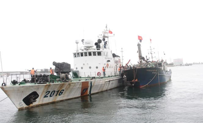  Tàu Haeuri (Type B): Tàu có lượng giãn nước 280 tấn. Tàu dài 47.75m, rộng 7.1m, tốc độ tối đa hơn 23 hải lý/h. Là các tàu tuần tra cũ của cảnh sát biển Hàn Quốc đóng từ thập niên 80 loại biên và chuyển giao cho Cảnh sát biển Việt Nam tiếp tục sử dụng từ năm 2013.