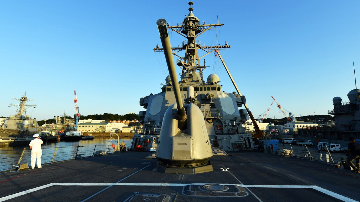 Việc hợp tác giữa Mỹ và Nhật Bản trong chế tạo radar mới, đánh dấu sự hợp tác công nghệ quân sự lớn đầu tiên giữa hai nước kể từ năm 2014, khi Nhật Bản nới lỏng các quy tắc về cấm xuất khẩu vũ khí cũng như các công nghệ liên quan và thiết lập các quy tắc mới về chuyển giao công nghệ; giúp việc hợp tác trở nên dễ dàng hơn.