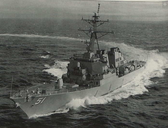 Việc nâng cấp các tàu lớp Arleigh Burke tập trung thay thế một số kết cấu thép, nâng cấp các thiết bị điện tử; thực hiện bảo dưỡng phần thân ngập dưới nước. Ảnh: Tàu khu trục lớp Arleigh Burke - Nguồn: Hải quân Mỹ