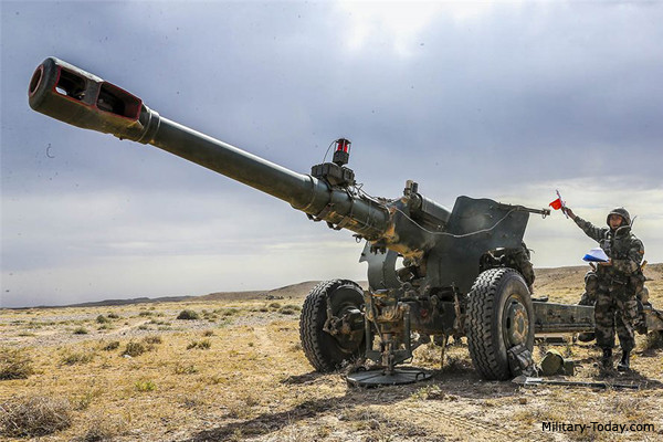 Hiệu suất chống va đập, rung động và chống nhiễu điện từ của radar Schwarty phù hợp với các tiêu chuẩn quân sự quốc tế. Radar Schwarty có thể được triển khai từ tư thế hành quân sang chiến đấu trong vòng 30 phút. Nếu gặp bất kỳ mối đe dọa tấn công nào, nó cũng có thể nhanh chóng rút lui khỏi khu vực bị đe dọa. Ảnh: Pháo lựu nòng dài 152 mm của Trung Quốc - Nguồn: Sina