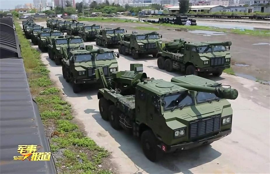 Pháo tự hành bánh hơi PCL-181 cũng là loại vũ khí mới của Trung Quốc, có thể hoạt động tốt ở những vùng núi cao; với trọng lượng 25 tấn, nhẹ hơn so với pháo tự hành PLZ-05; hơn nữa với thiết kế 6x6 bánh, cho PCL-181 khả năng cơ động cao trên những khu vực địa hình bị chia cắt.