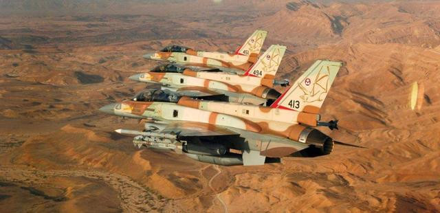 Đánh giá khách quan, Không quân Israel có sức mạnh tổng hợp rất cao, đặc biệt là có kinh nghiệm chiến đấu thực tế. Họ đã áp dụng nhiều chiến thuật linh hoạt trong các cuộc không kích, để giảm thiểu tổn thất, đây là nghệ thuật quân sự độc đáo của người Israel.