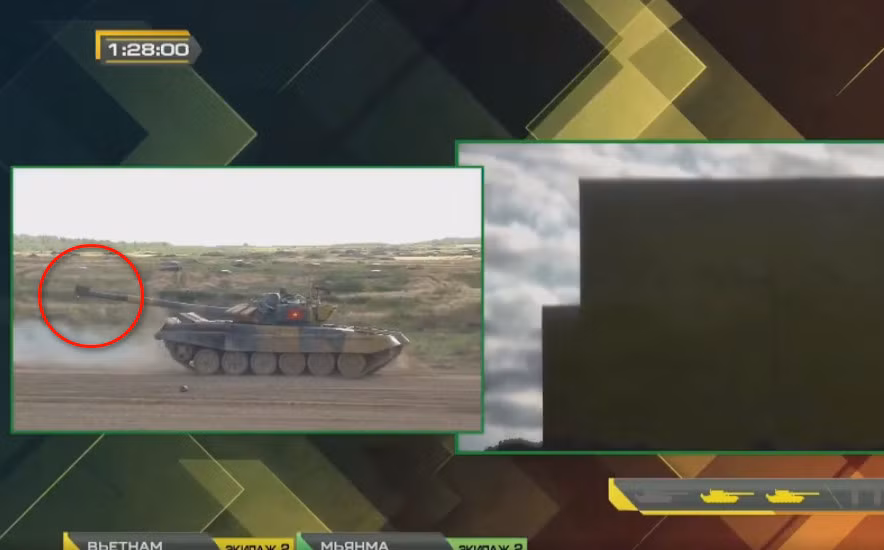 Lớp bọc đầu nòng này được gọi là vỏ cách nhiệt của khẩu pháo 125mm 2A46M. Bộ phận này giúp bảo đảm nhiệt độ ổn định cho nòng pháo khi vận hành, ngăn tác động đến nòng pháo do thay đổi nhiệt độ bên ngoài và duy trì độ chính xác.