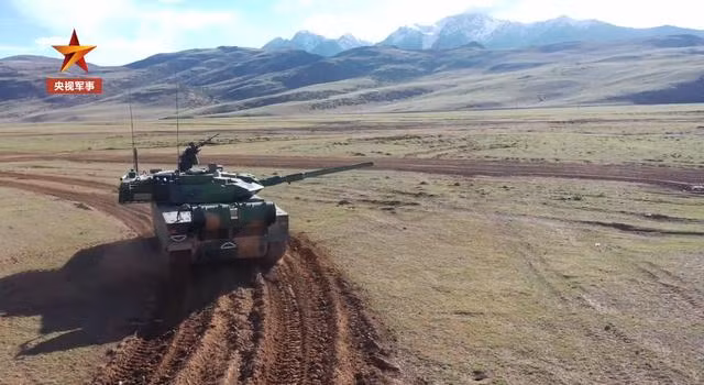Xe tăng Type 15 là loại xe tăng hạng nhẹ, được phát triển đặc biệt cho vùng núi cao nguyên và đồi núi phía nam của Trung Quốc. Hiệu suất tổng thể của nó cũng là "cấp cao nhất" trên thế giới hiện nay?
