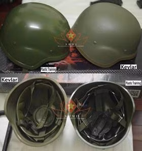 Việc sử dụng các loại mũ huấn luyện làm từ nhựa khiến cho người lính cảm thấy thoải mái, thoáng mát và nhẹ nhàng hơn mũ chống đạn cộng với việc có giá thành sản xuất rẻ hơn, kích thước và cấu trúc của cả 2 loại mũ không khác gì nhau. Mũ QGF-03 nhựa có mặt ngoài bóng trong khi mũ QGF-03 chống đạn có mặt ngoài nhám, tuy nhiên do cả 2 đều bọc vải ngụy trang nên việc phân biệt bằng mắt thường cũng rất khó. Ảnh: Mũ QGF-03 nhựa và QGF-03 Kevlar. Nguồn: SDMI