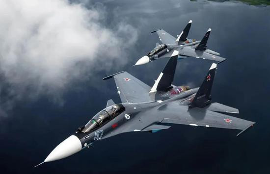 Dù khó có thể thu hẹp về chất lượng với không quân Trung Quốc, thì ít nhất là Ấn Độ cố gắng giảm khoảng cách về số lượng. Cả Su-30MKI và MiG-29SMT do Không quân Ấn Độ mua đều là những mẫu đang được không quân Ấn Độ trang bị; hiện nay có ít nhất 230 máy bay chiến đấu Su-30MKI và 60 MiG-29 trong Không quân Ấn Độ. Ảnh: Nếu Ấn Độ muốn, Nga có thể rút máy bay chiến đấu trong biên chế, bán cho Ấn Độ.