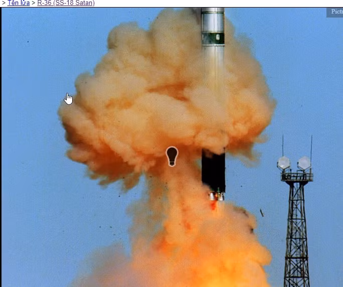 Tuy nhiên, việc không chế tạo được tên lửa R-36M không có nghĩa là Ukraine không còn có thể kiếm tiền từ loại tên lửa này nữa. Gần đây, theo báo cáo của truyền thông Mỹ, một công ty từ Ukraine đã yêu cầu hơn 50 triệu USD để bán công nghệ liên quan đến tên lửa đạn đạo liên lục địa R-36M. Ảnh: ICBM R-36M - Nguồn: Military today.