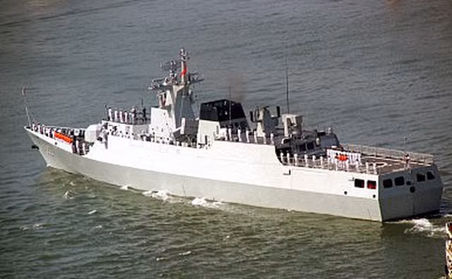 Type 056 không mang theo hệ thống điện tử hay vũ khí quá đồ sộ, mà tất cả chỉ ở mức vừa phải, nhằm đơn giản hóa công việc thiết kế, cũng như chế tạo, theo đúng phương châm "Nhanh - nhiều - tốt - rẻ". Cho đến nay, Hải quân Trung Quốc đã trang bị gần 60 tàu khu trục hạng nhẹ 056.