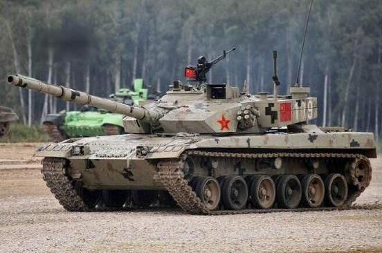 So với các đối thủ khác trong hai cuộc tranh tài, đối thủ lớn nhất của Type-96B sẽ là T-72B4 (hay còn gọi là T-72B4), được nhà máy UVZ thửa riêng cho đội tuyển xe tăng của Nga. Ảnh; Xe tăng Type-96B - Nguồn: Sina