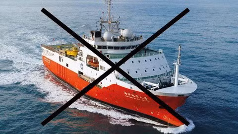 Trên thực tế, có rất nhiều cơ chế để tránh xảy ra những sự cố đáng tiếc giữa Mỹ và Trung Quốc. Hai quốc gia này cùng 19 nước khác đã tham gia Bộ Quy tắc ứng xử cho những cuộc chạm trán ngoài ý muốn trên biển (CUES), với một giao thức đã được chuẩn hóa về quy trình đảm bảo an toàn. Các quan chức Hải quân Mỹ cho biết họ đã liên lạc chặt chẽ hơn với quân đội Trung Quốc, đảm bảo CUES được thực thi. Ảnh: Tàu HD-8 là công cụ mà Trung Quốc sử dụng để phá hoại hoạt động thăm dò dầu khí của các nước trên Biển Đông.