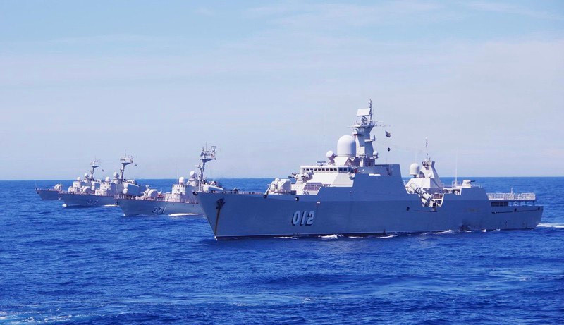 Viet Nam tu che tao ngu loi - thuy am cho tau chien, tau ngam hai quan