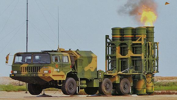 Xe phóng tên lửa HQ-16 chở sẵn 6 quả đạn, thời gian chuyển từ trạng thái hành quân sang chiến đấu (phóng quả đạn đầu tiên) mất 12 đến 14 phút; trong đó không bao gồm thời gian tìm bắt mục tiêu, vì việc xác định mục tiêu chủ yếu do xe radar và xe chỉ huy phụ trách, mỗi quả đạn phóng cách nhau 3 giây, thời gian phóng hết cơ số đạn từ 25 đến 30 giây.