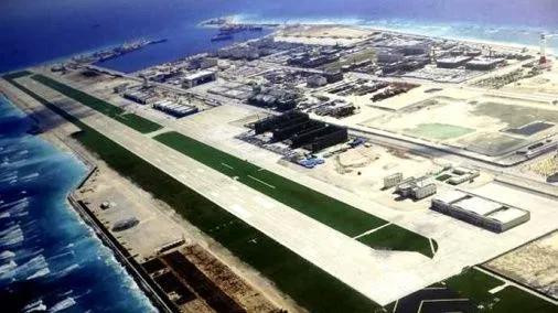 Ngày 13/7, Ngoại trưởng Mỹ Pompeo tuyên bố: Các yêu sách của Trung Quốc đối với tài nguyên Biển Đông là hoàn toàn bất hợp pháp và Trung Quốc không thể yêu cầu bồi thường hợp pháp bất kỳ khiếu nại hàng hải nào, kể cả bất kỳ vùng đặc quyền kinh tế nào có nguồn gốc từ quần đảo Hoàng Sa và Trường Sa. Ảnh: Trung Quốc bồi đắp và quân sự hóa các đảo chiếm đóng trái phép - Nguồn: Csis. Video Các nước phản đối Trung Quốc ngang ngược trên Biển Đông - Nguồn: VTC1