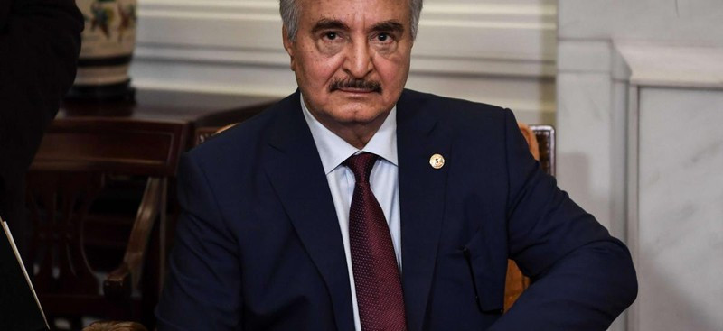 Đại diện của Quân đội Quốc gia Libya của Tướng Khalifa Haftar cho rằng, cần phải "đánh bại những kẻ chiếm đóng” (ám chỉ Thổ Nhĩ Kỳ). Với việc can thiệp của Ai Cập và Algeria, tình hình Libya càng trở lên hỗn loạn và vượt xa tầm kiểm soát. Ảnh: Nguyên soái Khalifa Haftar - Chỉ huy Quân đội Quốc gia Libya (LNA) - Nguồn: AHVAL NEWS Video Thủ đô Tripoli - Libya bị không kích - Nguồn: VTC14