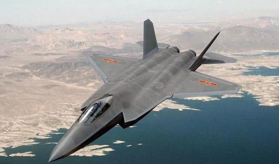 Là "đứa con ngoài giá thú", máy bay FC-31 tương đối bị hạn chế bởi các nguồn lực đầu tư; tuy nhiên theo đánh giá của giới quân sự Trung Quốc, xét về kích thước, vật liệu chế tạo, hệ thống điện tử hàng không và động cơ… tính năng FC-31 không thua kém nhiều F-35 do Mỹ sản xuất?.