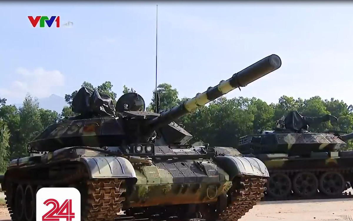 Một mẫu T-54 có được nâng cấp hiện đại đến đâu, thì cũng không thể sánh được với một mẫu tăng được thiết kế và chế tạo mới hoàn toàn trong thế kỷ 21; với giá thành nâng cấp của hơn một chiếc T-54M3, chúng ta hoàn toàn có thể mua một chiếc T-90S hoàn toàn mới từ Nga, với những tính năng hoàn toàn vượt trội. Ảnh: Phiên bản T-54M Việt Nam tự nâng cấp - Nguồn: Chụp màn hình.