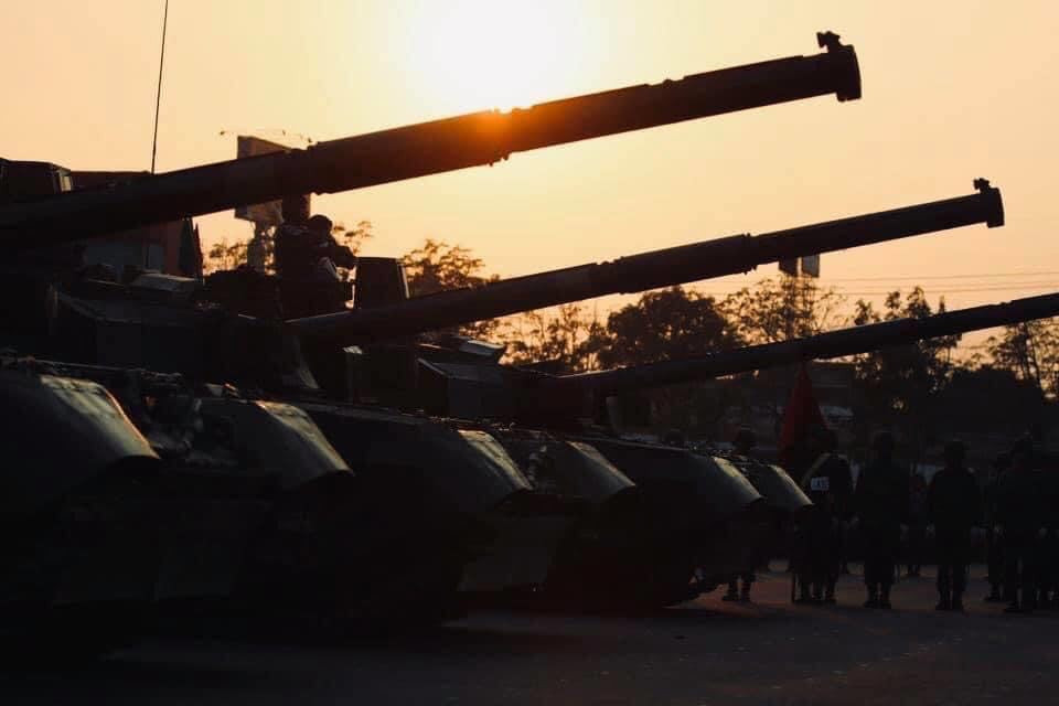 T-84 Oplot có khả năng đạt tốc độ tối đa tới 70 km/h, tầm hoạt động tối đa khoảng 400 km, vượt hào rộng 2,85 m, vượt chướng ngại vật cao 1 m, lội nước sâu 5 m.