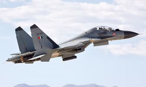 Nhưng theo truyền thông Trung Quốc, Su-30MKI không phải là một lựa chọn lý tưởng để chống lại một thế hệ máy bay chiến đấu mới của Trung Quốc. Su-30MKI không có chức năng tàng hình, điều đó có nghĩa là máy bay có thể được phát hiện ở khoảng cách xa.