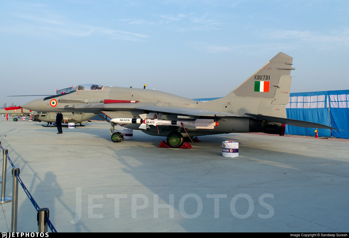 Với việc tăng số lượng MiG-29 và Su-30, cả lượng và chất về máy bay chiến đấu của không quân Ấn Độ sẽ cao hơn, nhưng về lâu dài sẽ tăng chi phí bảo dưỡng, sử dụng. Ảnh: Máy bay chiến đấu MiG-29UPG của Ấn Độ.
