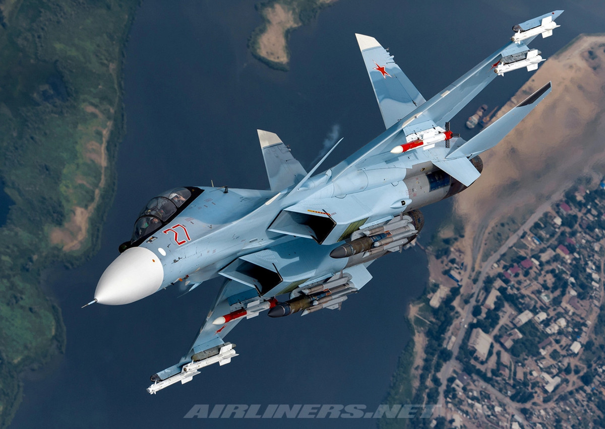 Đây được xem là vụ tai nạn Su-30SM thứ 2 trong lịch sử hoạt động của phiên bản tiêm kích đa năng hiện đại này ở Nga. Đáng chú ý, chỉ ít giờ sau vụ tai nạn, đang tồn tại một số nguồn tin không chính thức cho rằng tiêm kích Su-30SM bị rơi khi đang tập trận Kavkaz-2020, không phải là cuộc bay huấn luyện thông thường. Và điều kinh hoàng và gây sốc hơn nữa là có thể đã có một vụ bắn nhầm.