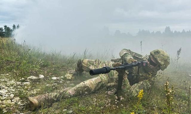 Ngay từ thời kỳ Liên Xô, một số đơn vị tinh nhuệ đã trang bị và sử dụng thiết bị giảm thanh và đã tích lũy được nhiều kinh nghiệm chiến đấu - Nguồn: BQP Nga.