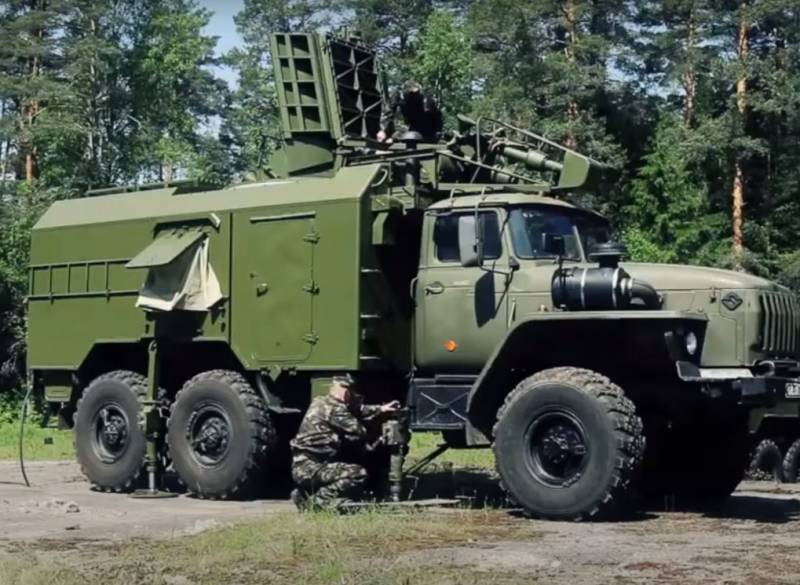 Thành tựu quân sự lớn thứ ba của Nga chính là công nghệ tác chiến điện tử; từ một quốc gia bị đánh giá là tụt hậu so với phương Tây về lĩnh vực tác chiến điện tử, trong những năm gần đây, Nga đã có những bước phát triển thần tốc trong lĩnh vực này.