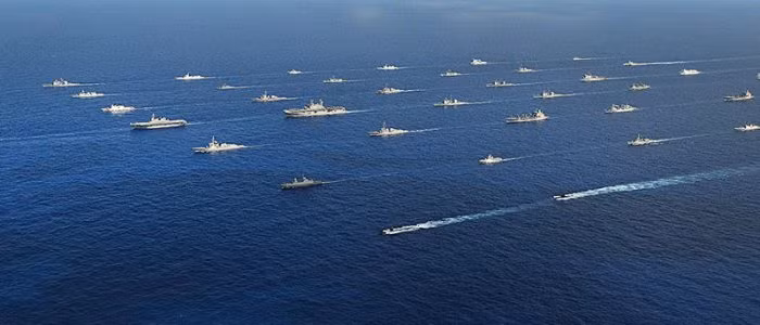 RIMPAC-2020 sẽ diễn ra từ ngày 17-31/8, có lực lượng hải quân của 25 quốc gia tham gia; nội dung chính của cuộc diễn tập bao gồm: các khoa mục chiến tranh chống ngầm đa quốc gia, đánh chặn trên biển và huấn luyện bắn đạn thật. Kế hoạch tập trận sẽ được tổ chức kiểu linh hoạt dựa trên việc theo dõi và đánh giá các tình huống liên quan.
