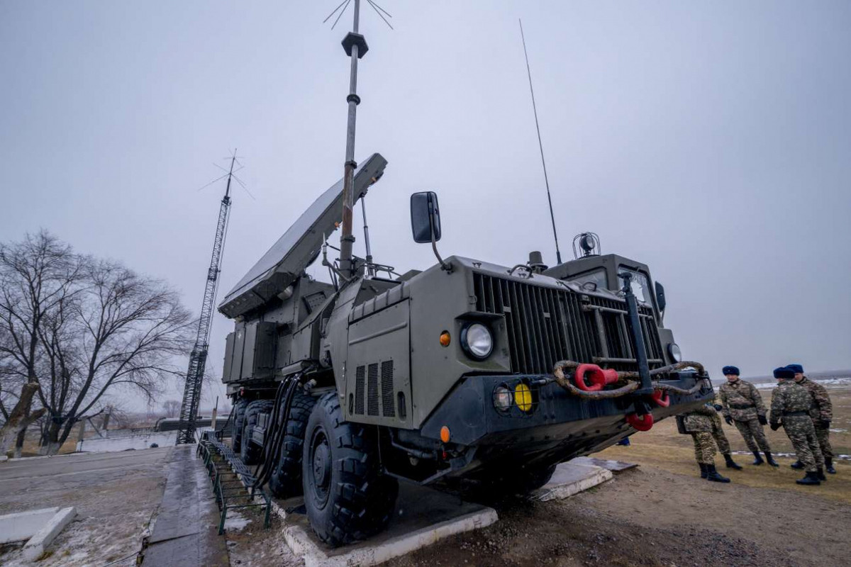 Cận cảnh đài radar điều khiển hỏa lực 30N6 của tổ hợp phòng không S-300PS. Đài có chức năng bắt bám mục tiêu, dẫn đường cho đạn tên lửa. Ảnh: Grigory Bedenko