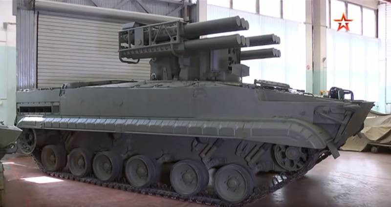 Tên lửa Birdcatcher trang bị cho các lực lượng mặt đất sẽ có tầm bắn xa hơn phiên bản giành cho lực lượng đổ bộ đường không. Các công việc thiết kế, thử nghiệm đánh giá sẽ được hoàn thành vào cuối năm 2022. Ảnh: Hệ thống phòng không Sosna trên khung gầm BMP-3. Nguồn: Zvezda